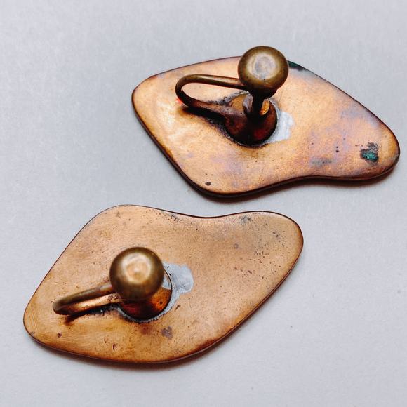 Vintage 1940s-1950s Copper, Black Enamel Screw Back Earrings, Modernist Abstract - Picture 4 of 5